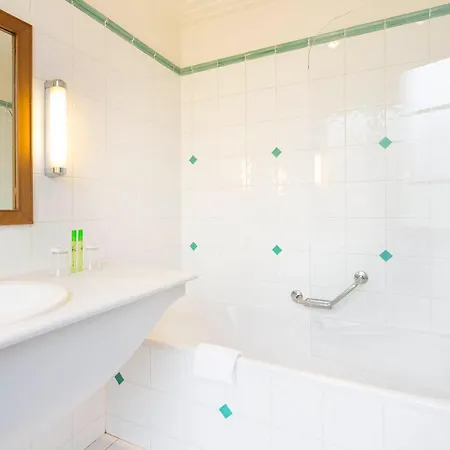 Du Printemps Otel 3*