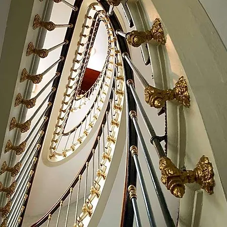 Du Printemps Hotel
