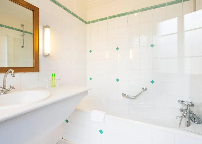 Du Printemps Hotel 3*